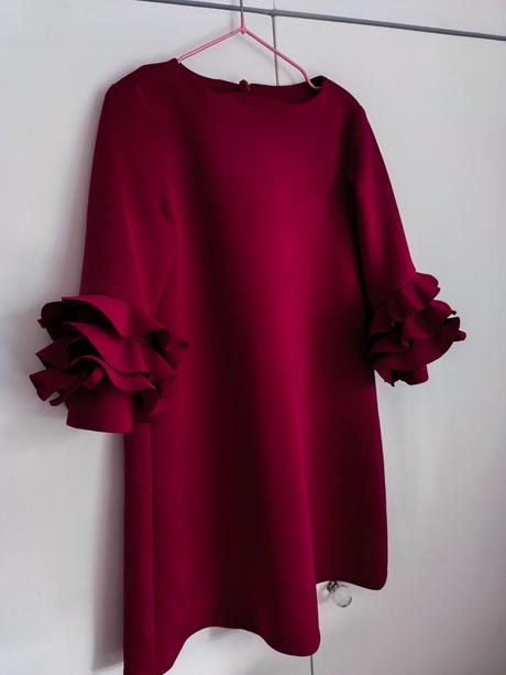 Slávnostné šaty, 134