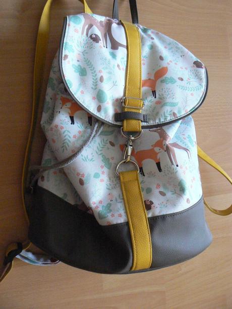 Dievčenský ruksak, 