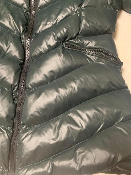 Prešívaná zelená vetrovka s kapucňou a kožušinou, l / m / xl