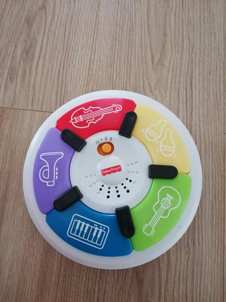 Zvukové piano so svetlami, 