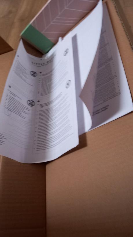 Little dufch kolotoc nad postielku, 