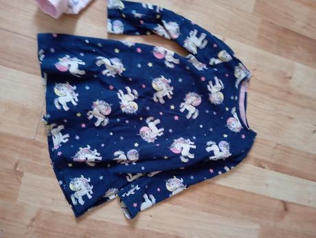 Mix oblečenia, 104–116