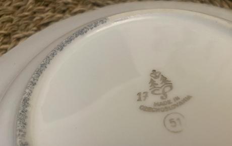 Hlboký tanier s kvetinovým vzorom, 