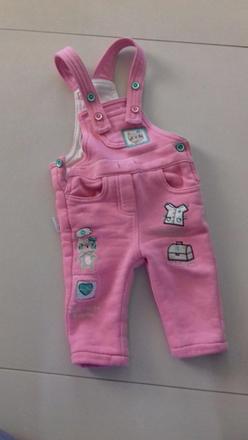 Dievcenske nohavice, 86