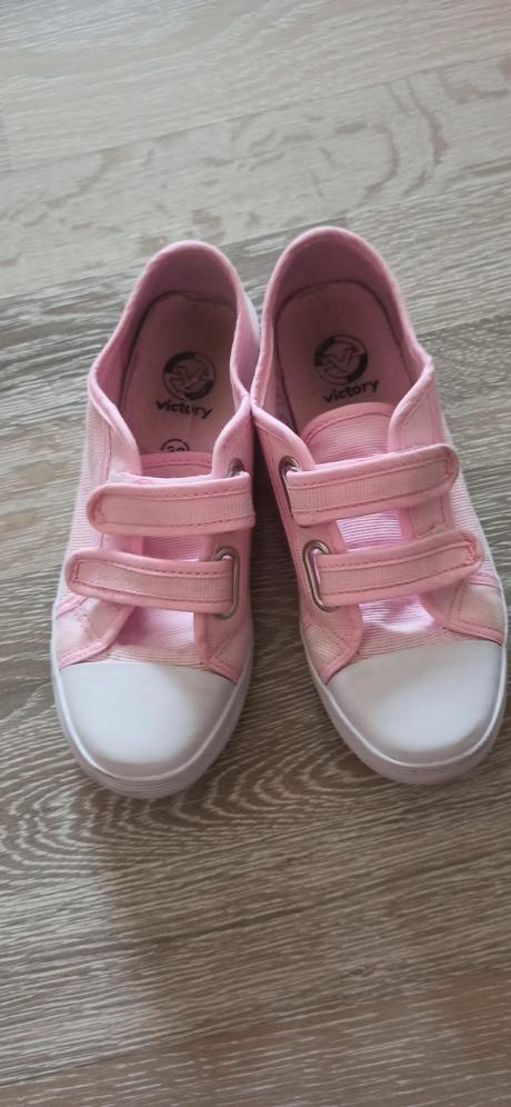 Plátenky/ tenisky s bielou podrážkou, victory,32