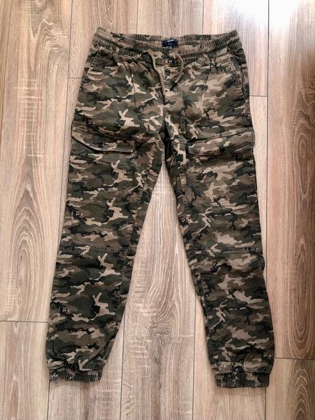 Maskáčové rifle, m