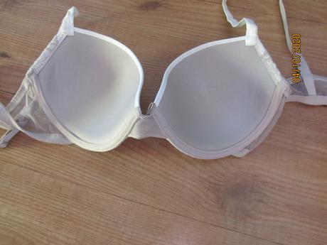 Podprsenka, c&a,70b