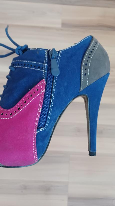 Vzorované členkové čižmy, 36