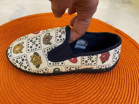 Kvalitné papučky 27/28, 27