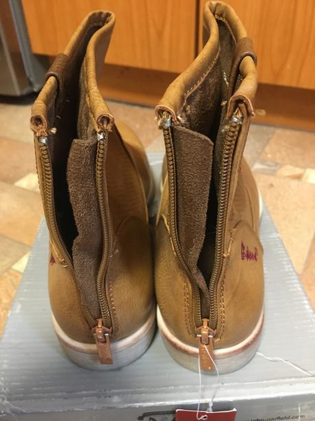 Kotnikove cizmy 41, 41