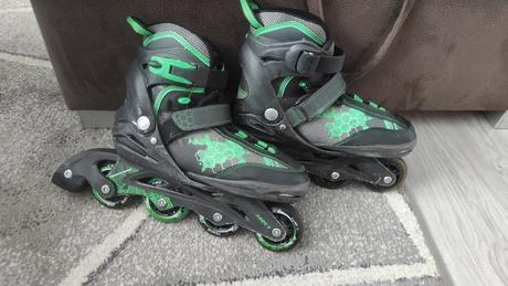 Kolieskové korčule nastaviteľné, 32