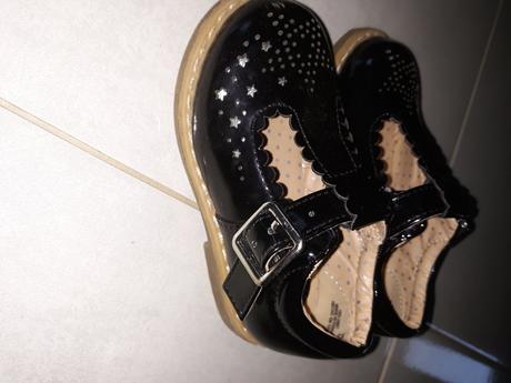 Dievcenske lakovky, f&f,21