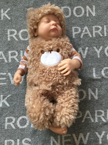 Realisticka babika, babatko 42cm,