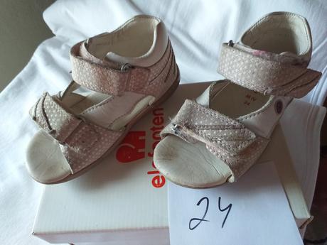 Sandálky, elefanten,24