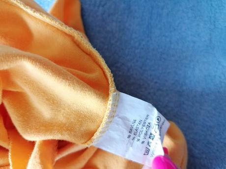 Body s nápisom, mirau,74