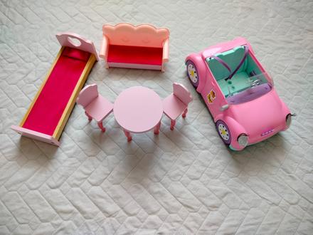 Nábytok a auto pre barbie, 