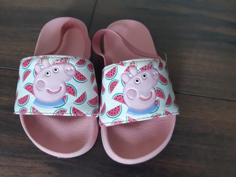 Slapky vzadu na gumicku 23, 23