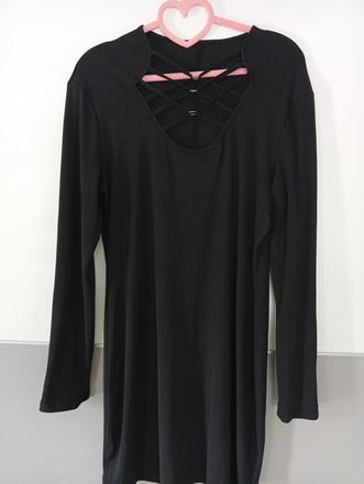 Elastické šaty s vystrihom xxl, xxl