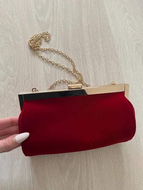 Spoločenská semišová kabelka so zlatou retiazkou, zara
