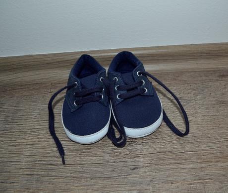 Capackove tenisky 0-6m, primark,17