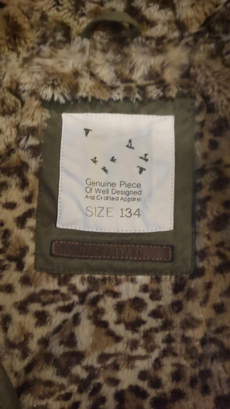 Dievčenská parka, reserved,134