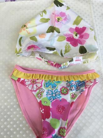 Plavky a šatka vel.4 roky, gymboree,98