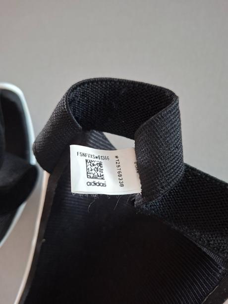 Chrániče adidas, 