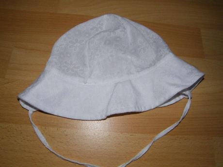 Biely letný klobúčik - 74/ 80 - top stav, 74