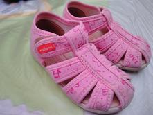 Papučky, tenisky, elefanten,21