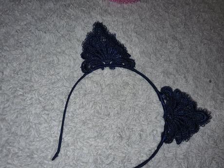 Čelenky rôzne všetky po 0.5 centov za 1ks, 