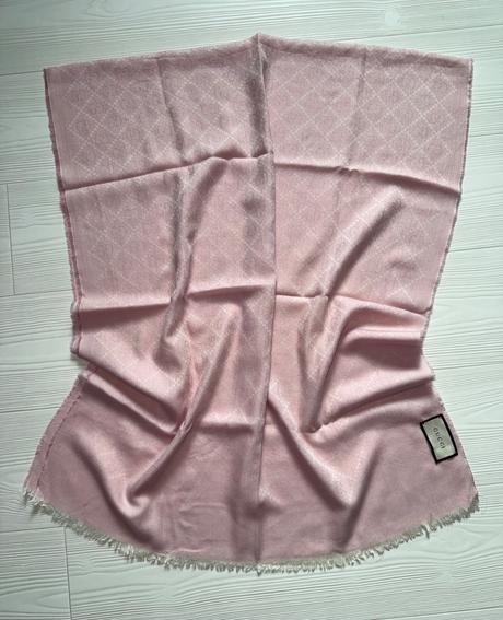 Gucci - hodvábny šál, 
