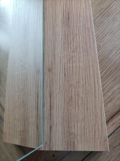 Predám nové zrkadlo, 