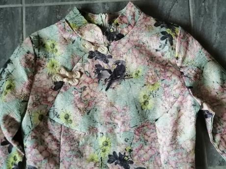 Kvalitné šaty s nežným vzorom, vl, l