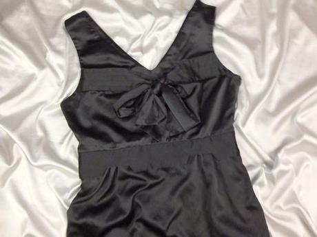 Luxusné čierne  šaty, 36