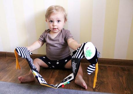 Textilná knižka kravička,