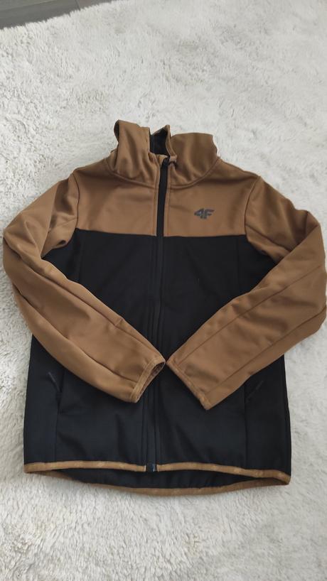 Softshellova bunda, 146