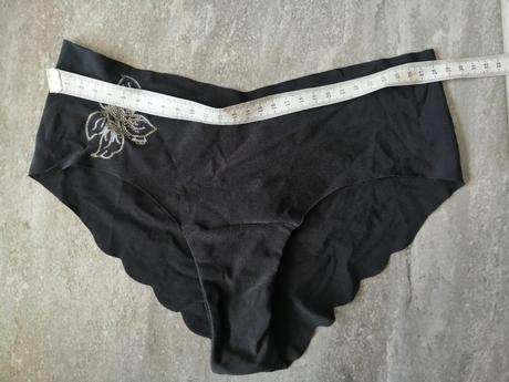 Kvalitné elastické čierne nohavičky sloggi, vs, s