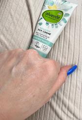 alverde NATURKOSMETIK denný pleťový krém Sensitiv 24h, 50 ml