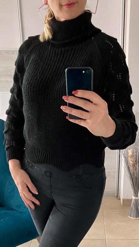 Dámsky sveter s rolákom čierny (uni), l / m / s