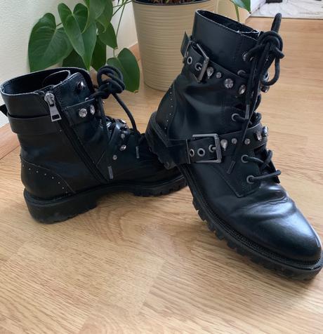 Čierné čižmy, stradivarius,38