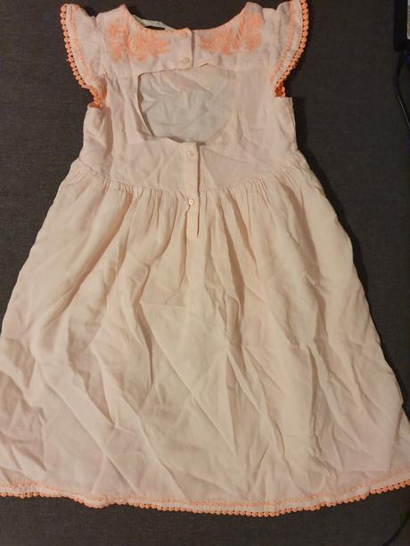 Letne saty s vyrezom na chrbte, h&m,134