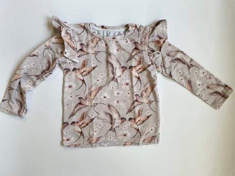 Tričko s křidýlky, 104