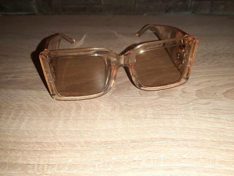 Okuliare - slnečné,