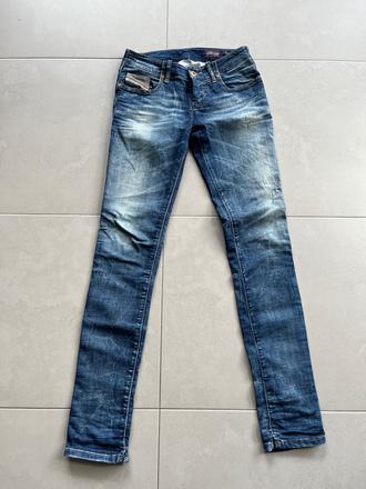 Džeginy diesel, diesel,26