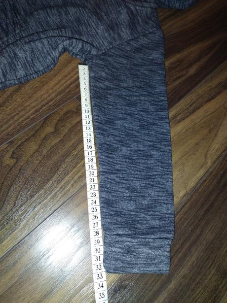 Chlapčenská mikina, v. 116/122, 122