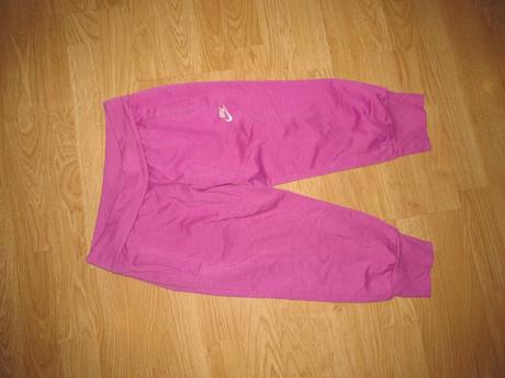 Fialové 3/4 tepláky v. s, nike,s