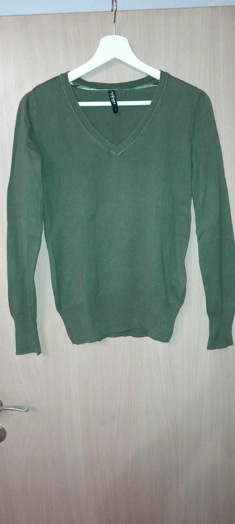 Sveter, colours of the world,s