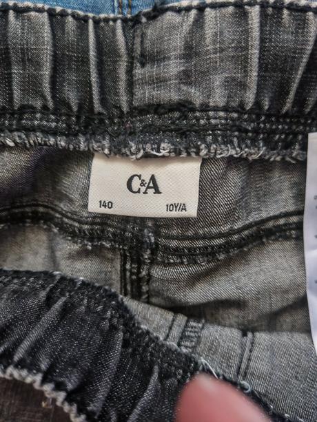 Šortky, c&a,140