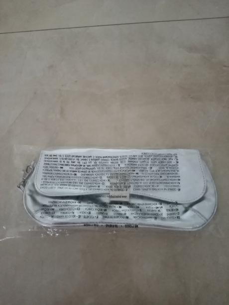 Strieborná kabelka, avon