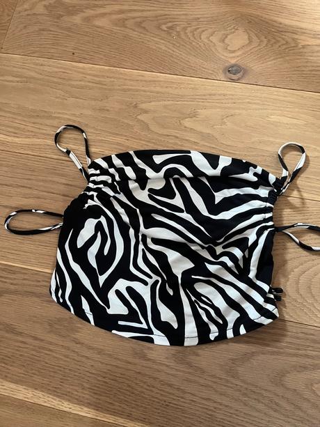 Top zebrovaný, house,xs